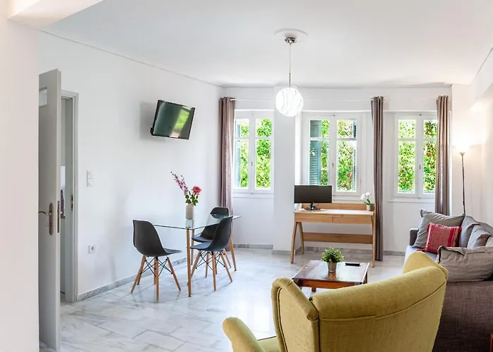 Sunny Apartment On The 2Nd Floor In Bohemian Psiri In Athens\' Historic Center-In Vivo Apartments